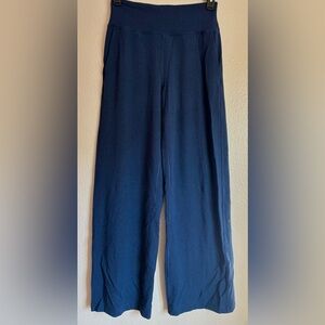 Lululemon Athletica Deep Blue Wide Leg Sweatpants sz 8 High Rise